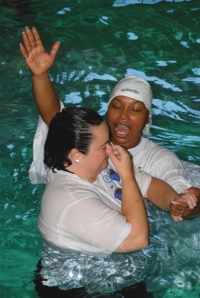 Blanche Hudson practices immersion with Elizabeth Ann Hartman during Chalice Camp 2008